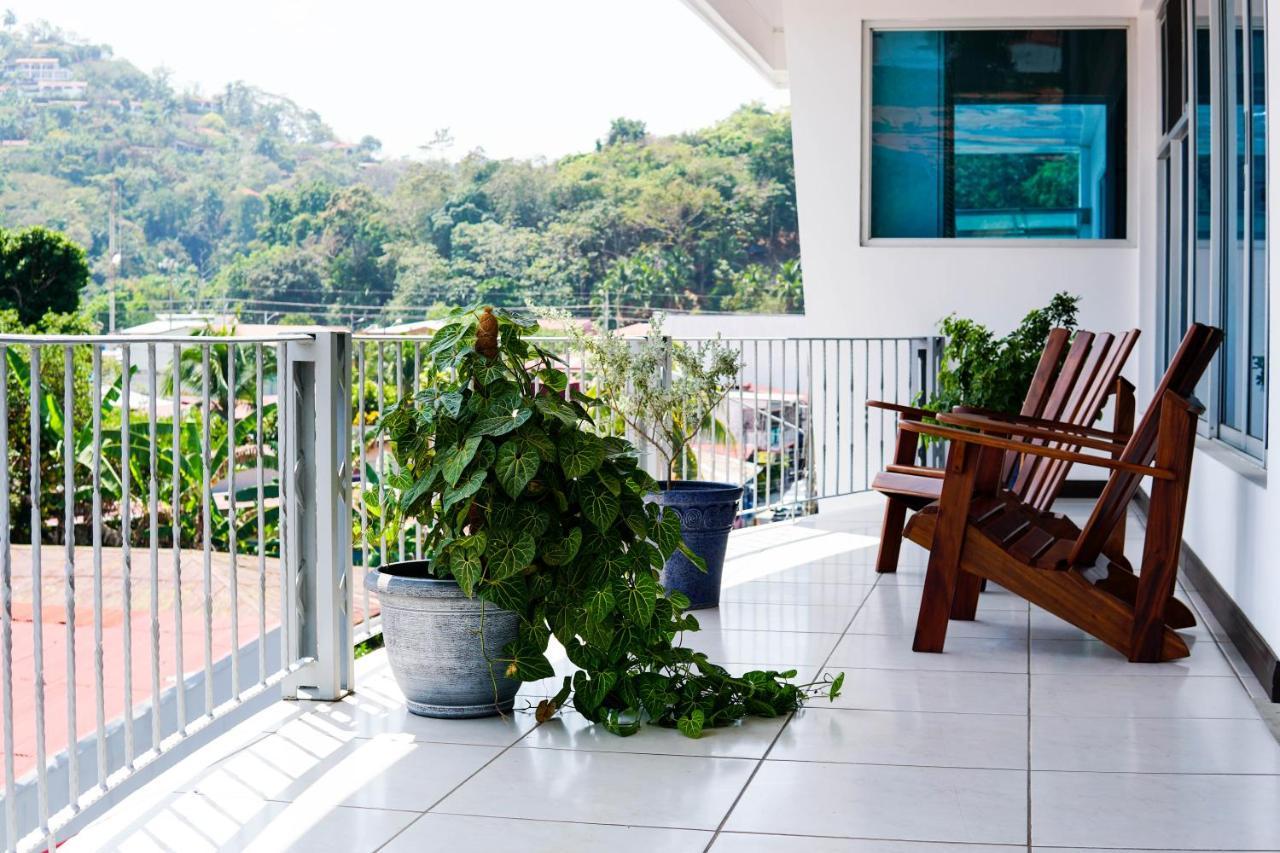 Puerta Del Cielo Quepos Hotel Exterior photo